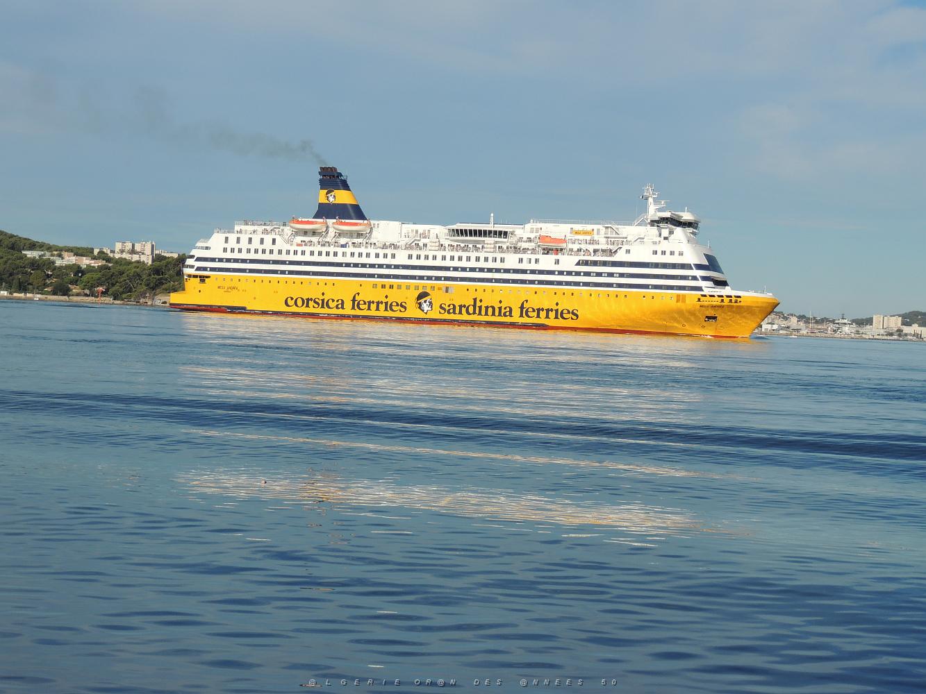 17 Toulon le Ferry qui rentre de Corse.JPG -           